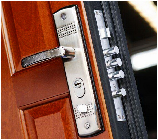 металлические двери Форпост